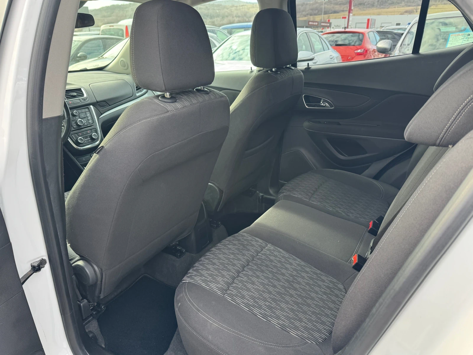 Opel Mokka 4x4 / CNG / Navi / Camera - изображение 10