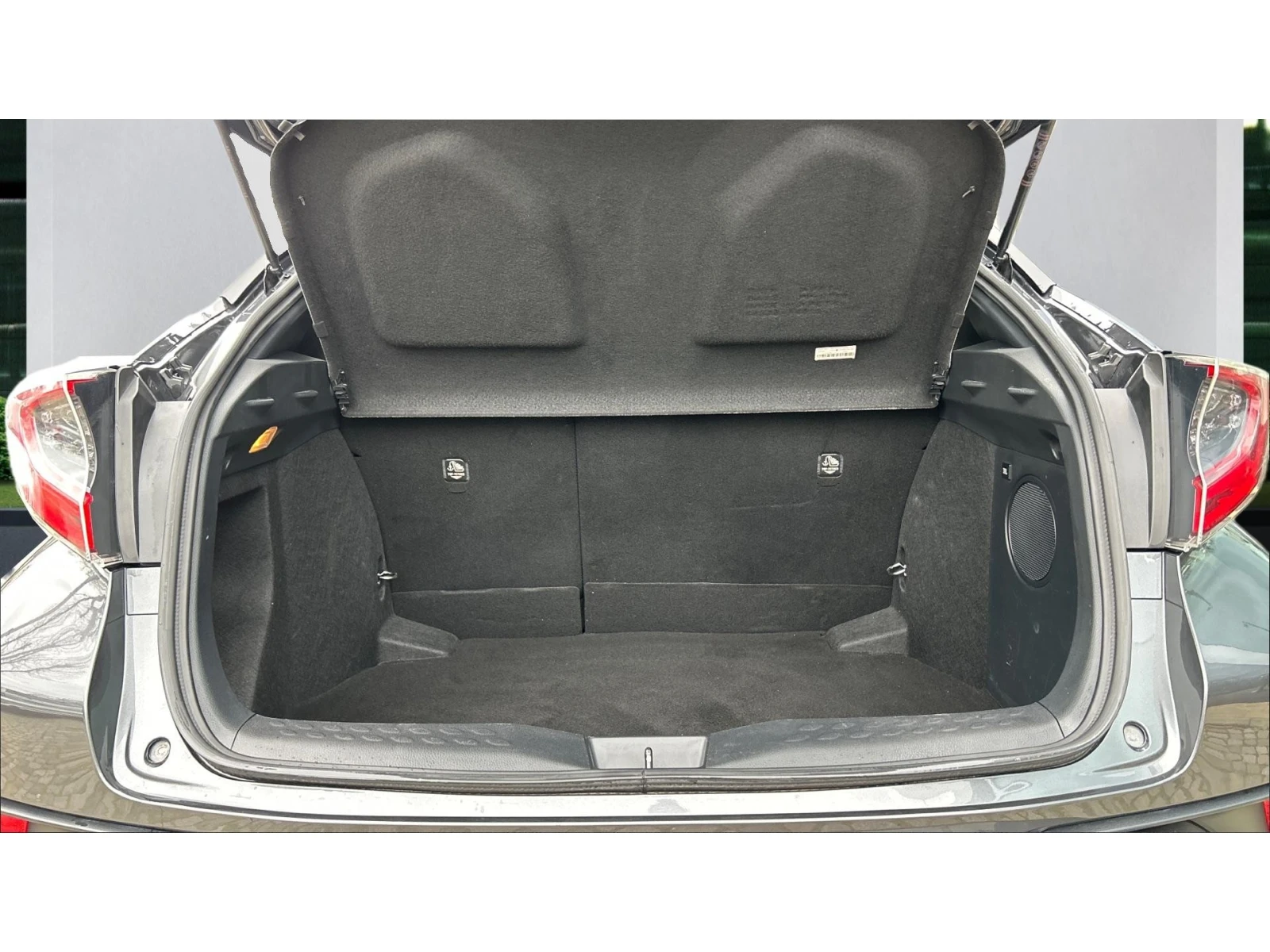 Toyota C-HR Месечна вноска от 190  , снимка 10 - Автомобили и джипове - 53986422