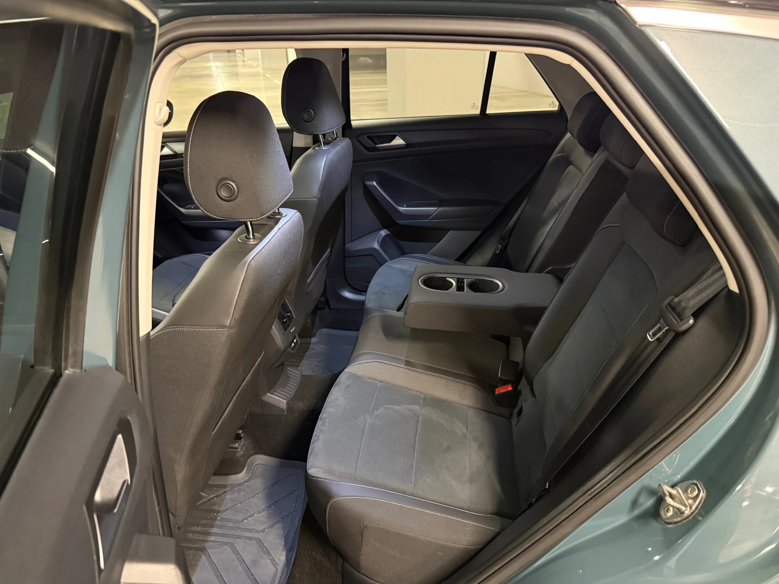 VW T-Roc 2.0 TDI SCR 4MOTION DSG, снимка 12 - Автомобили и джипове - 54403788