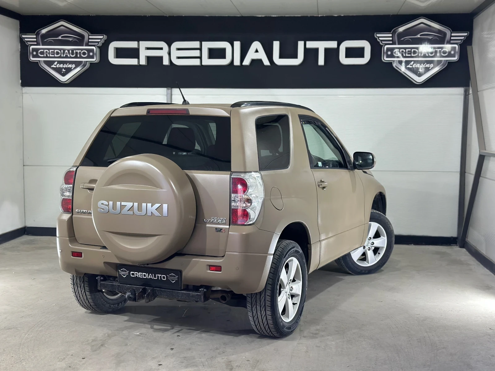 Suzuki Grand vitara 2.4i, снимка 6 - Автомобили и джипове - 54855253