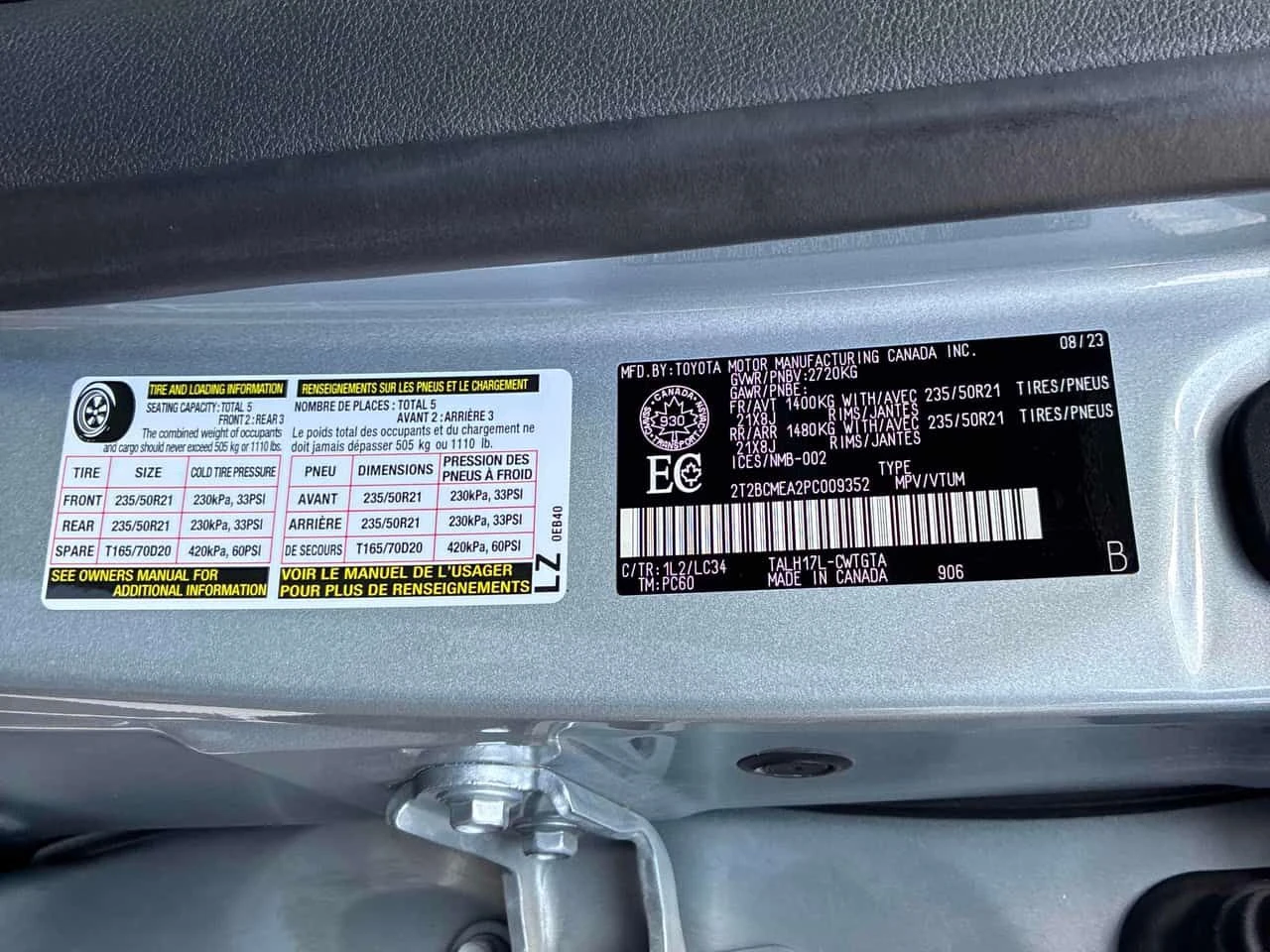 Lexus RX 500h  CARFAX, снимка 10 - Автомобили и джипове - 55721576