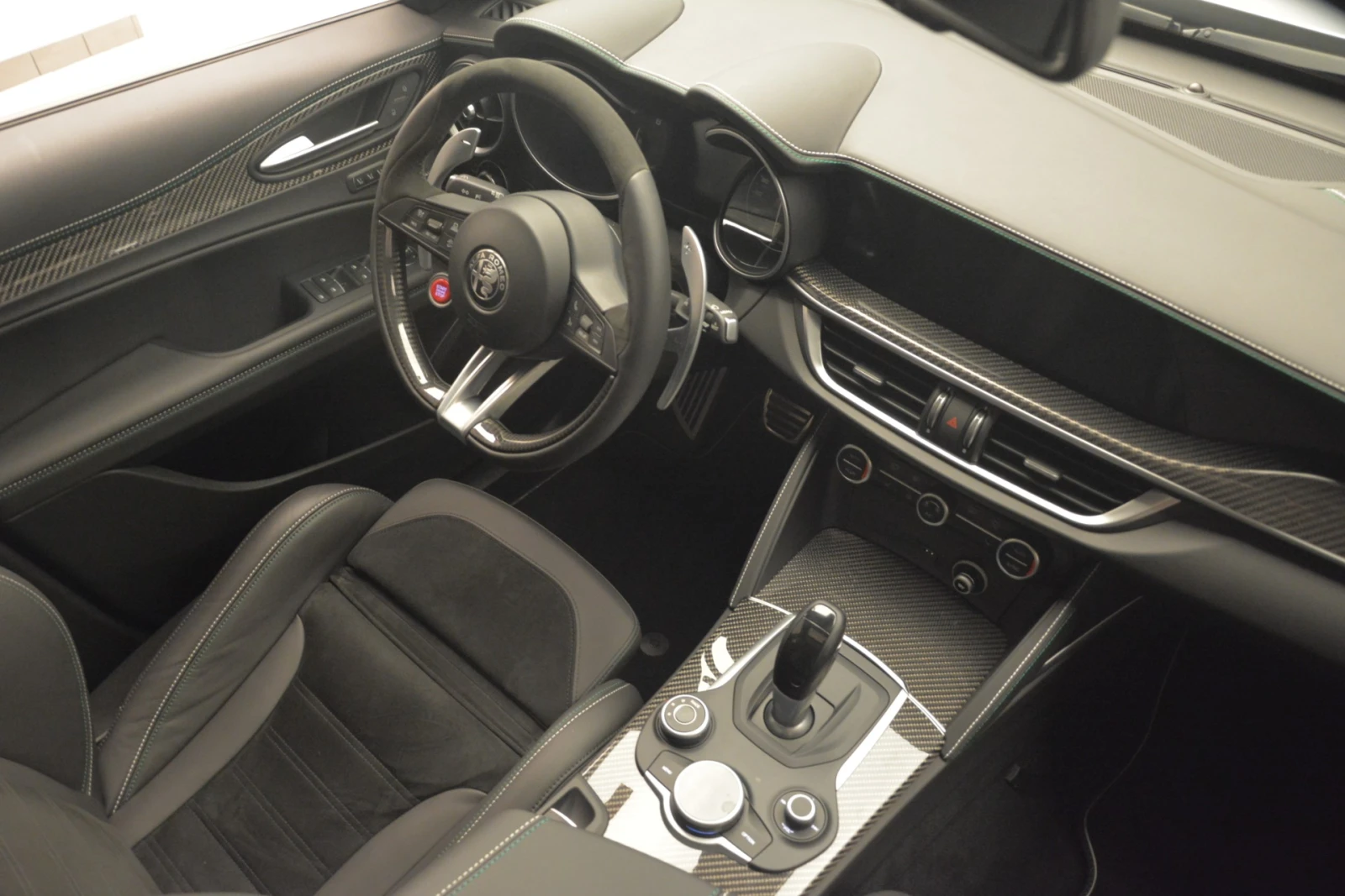 Alfa Romeo Stelvio Quadrifoglio На части 2.9 Bi Turbo, снимка 13 - Автомобили и джипове - 56155679