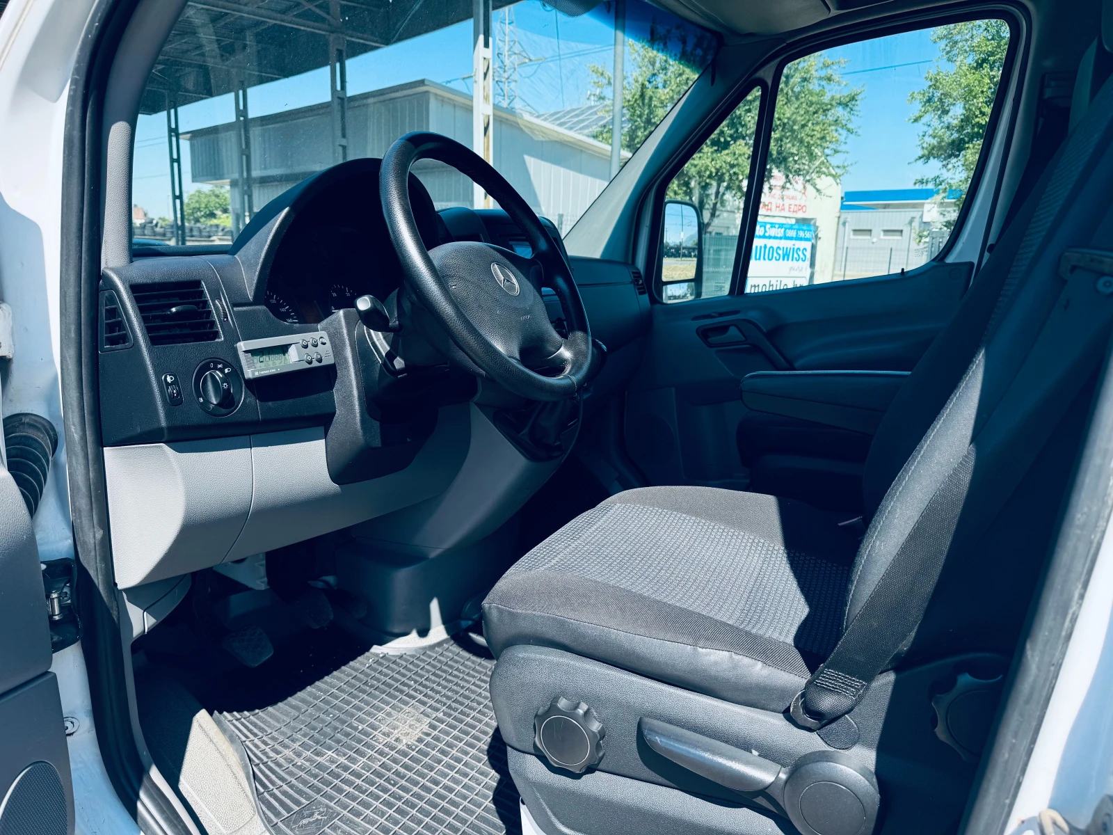 Mercedes-Benz Sprinter 315 CDI ХЛАДИЛЕН 12/220 V Внос от Швейцария  - изображение 7