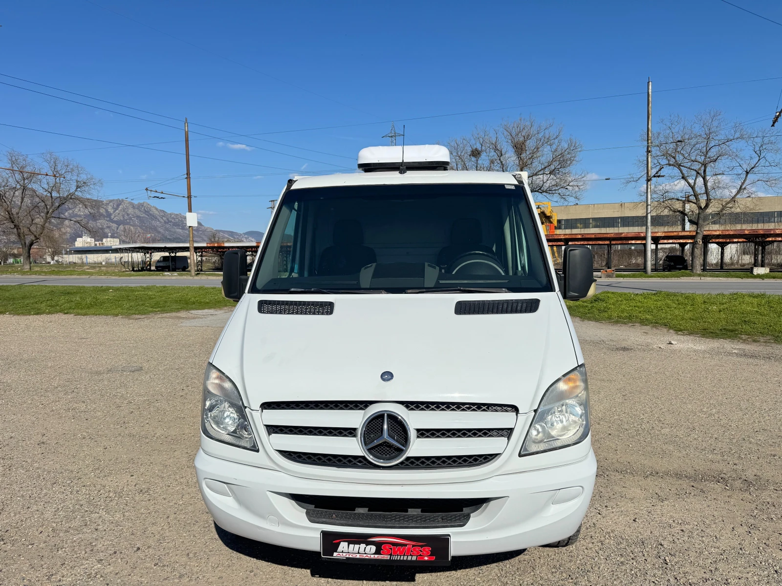 Mercedes-Benz Sprinter 315 CDI ХЛАДИЛЕН 12/220 V Внос от Швейцария , снимка 2 - Бусове и автобуси - 50538270