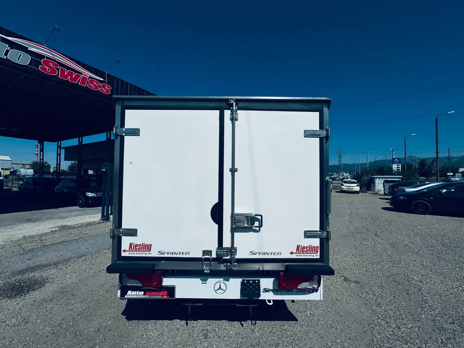 Mercedes-Benz Sprinter 315 CDI ХЛАДИЛЕН 12/220 V Внос от Швейцария  - изображение 5