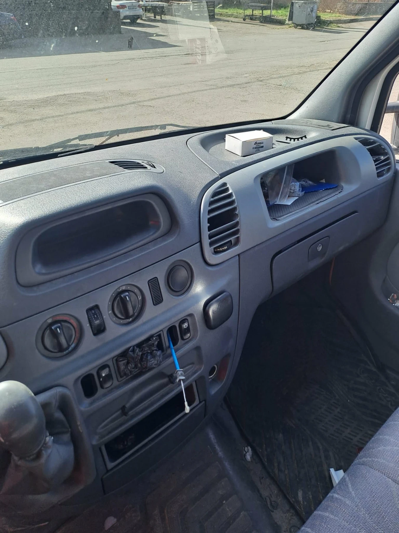 Mercedes-Benz Sprinter 311, снимка 13 - Бусове и автобуси - 54783418