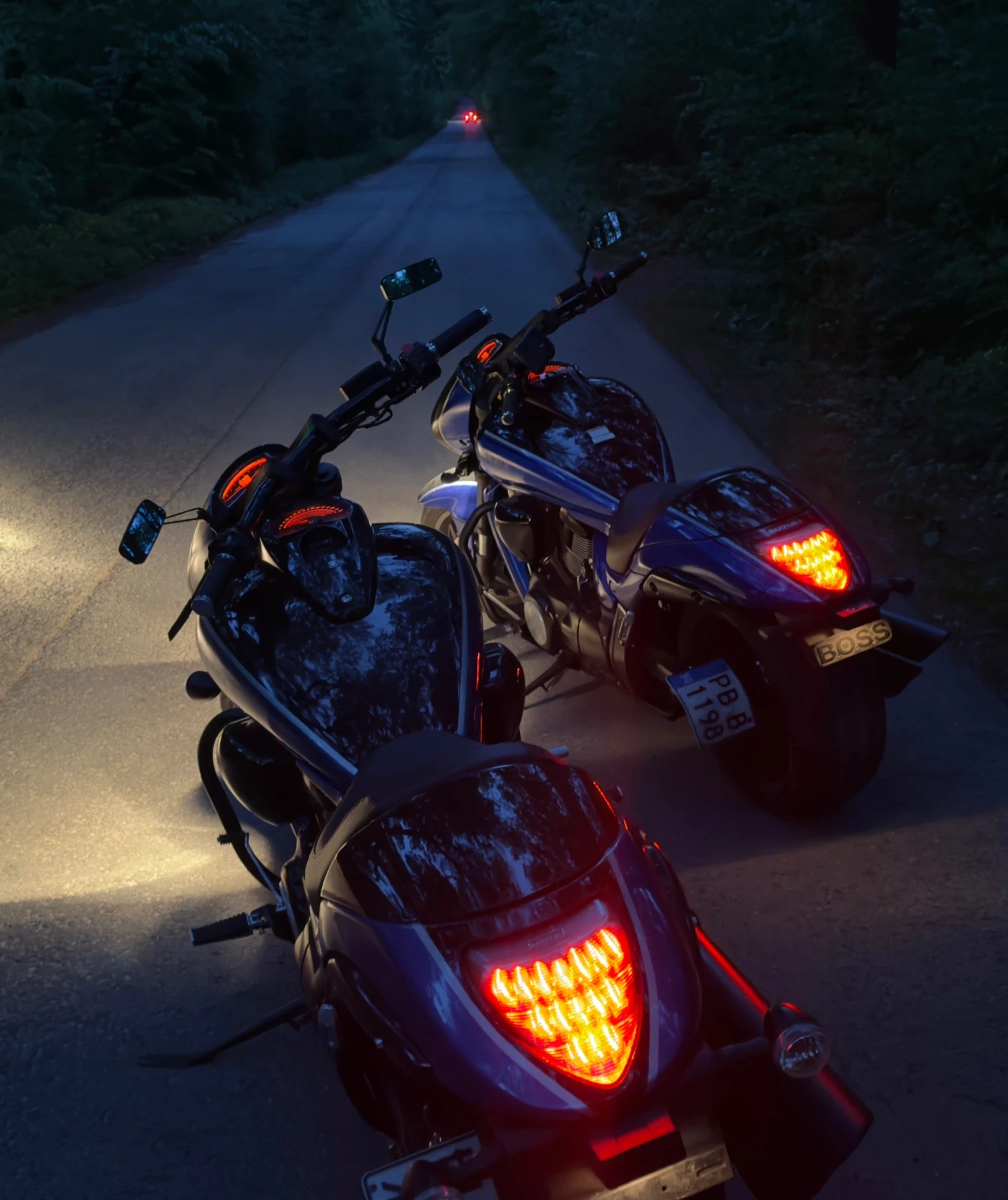 Suzuki Boulevard Intruder Boss, снимка 2 - Мотоциклети и мототехника - 55636345