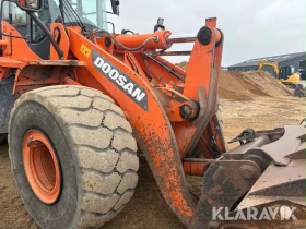 Челен товарач DOOSAN DL420-5, снимка 17