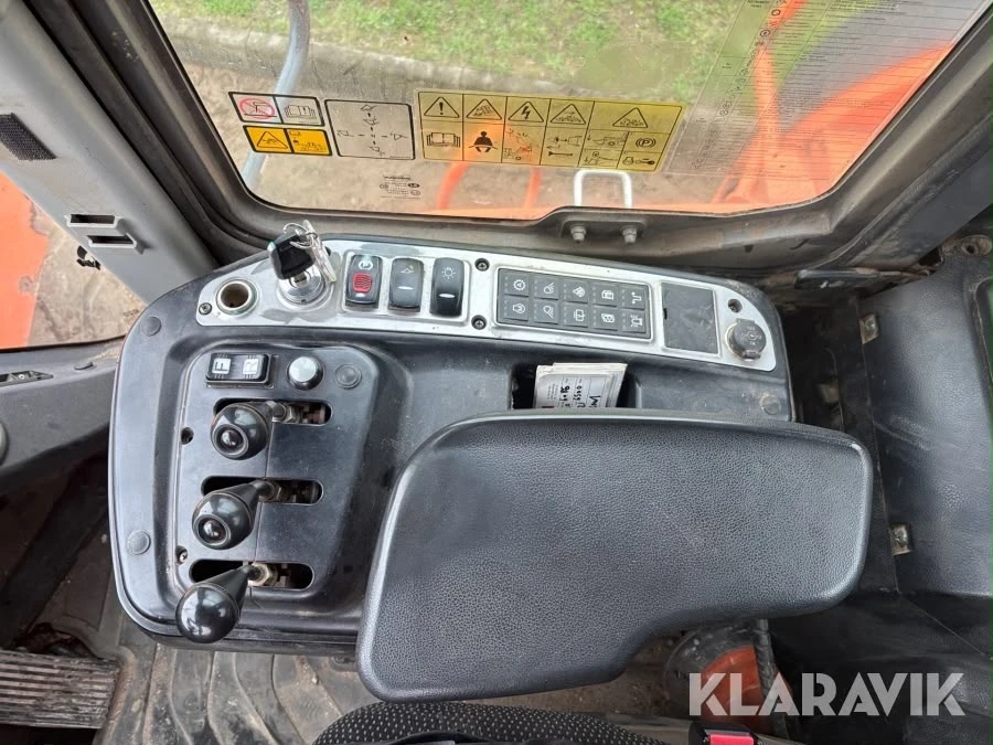 Челен товарач DOOSAN DL420-5, снимка 8 - Индустриална техника - 56712966
