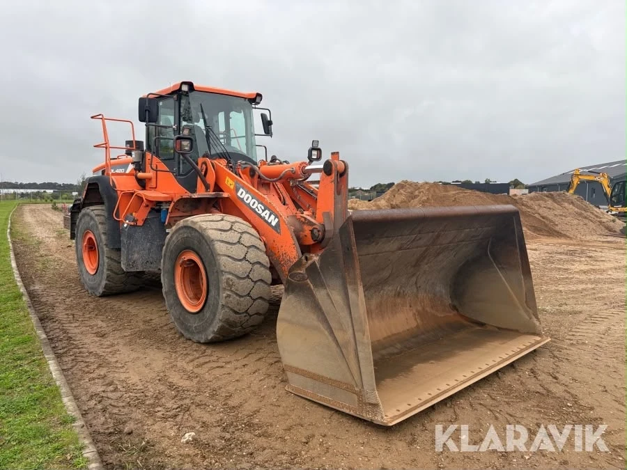 Челен товарач DOOSAN DL420-5