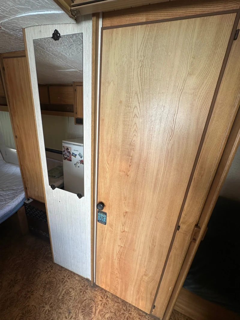 Каравана Burstner CITY, снимка 7 - Каравани и кемпери - 52635709