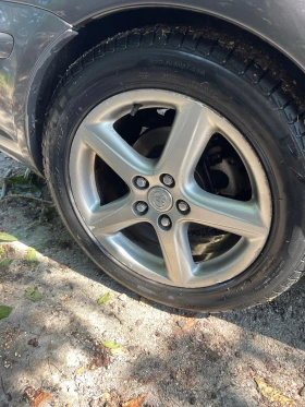 Toyota Avensis 2.2 D-Cat 177 к.с  Кожен Салон, снимка 9