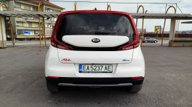 Kia Soul e-Soul 64 kWh (204кс) КАТО НОВА, снимка 6