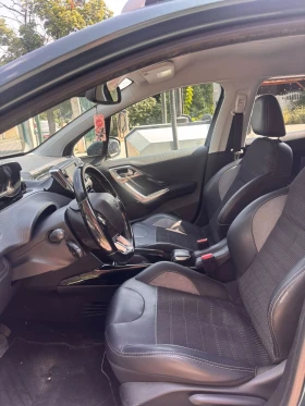 Peugeot 2008 1.2T, снимка 8