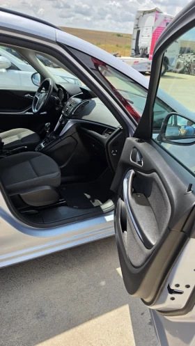 Opel Zafira Tourer, снимка 15