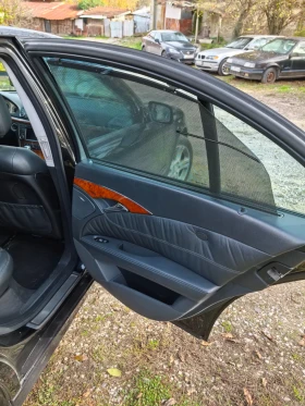 Mercedes-Benz E 320, снимка 10