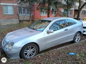 Mercedes-Benz C 180 спорт купе, снимка 2