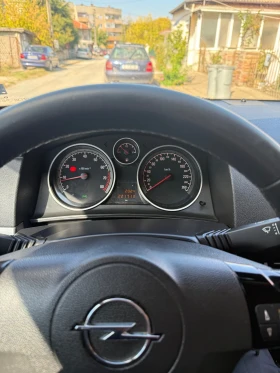 Opel Astra - 3000 € / 5867.49 лв. - 86719134 5