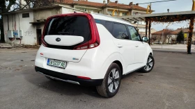 Kia Soul e-Soul 64 kWh (204кс) КАТО НОВА, снимка 5 - Автомобили и джипове - 53457360