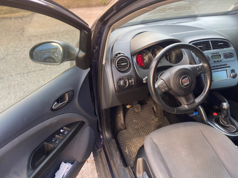 Seat Altea 1.9 TDI 105, снимка 8 - Автомобили и джипове - 46404869