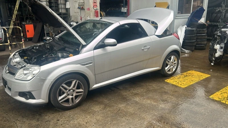 Opel Tigra, снимка 4 - Автомобили и джипове - 46709776