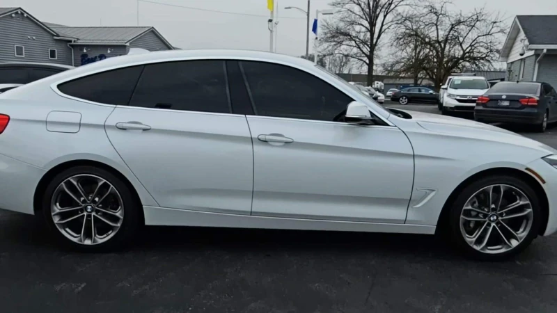 BMW 340  Gran Turismo 340i xDrive | , снимка 4 - Автомобили и джипове - 48264608