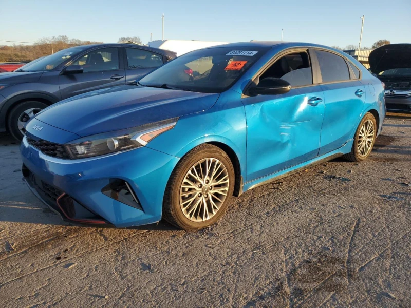 Kia Forte GT LINE, снимка 2 - Автомобили и джипове - 49083129