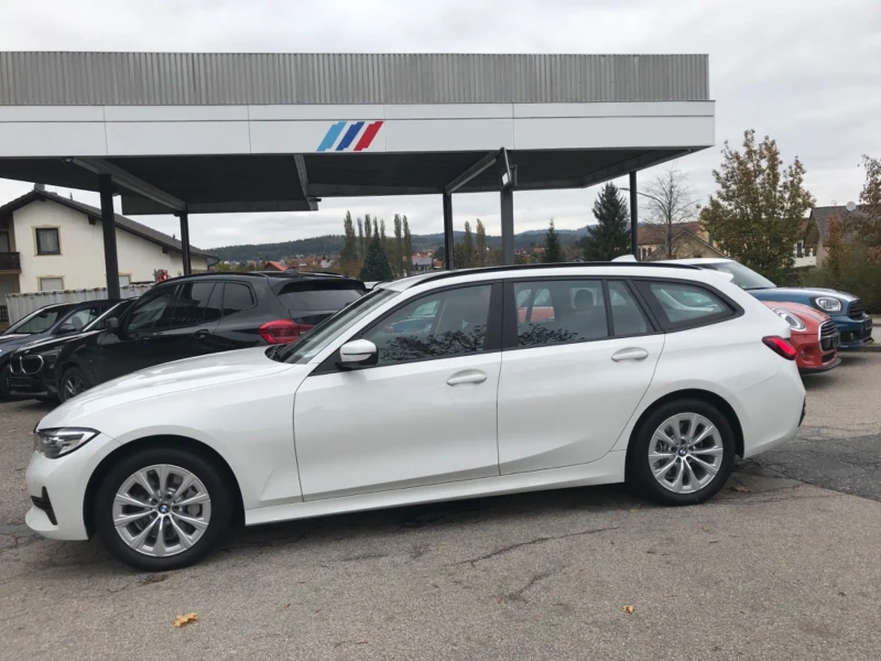 BMW 330 d xDrive, снимка 6 - Автомобили и джипове - 49102548