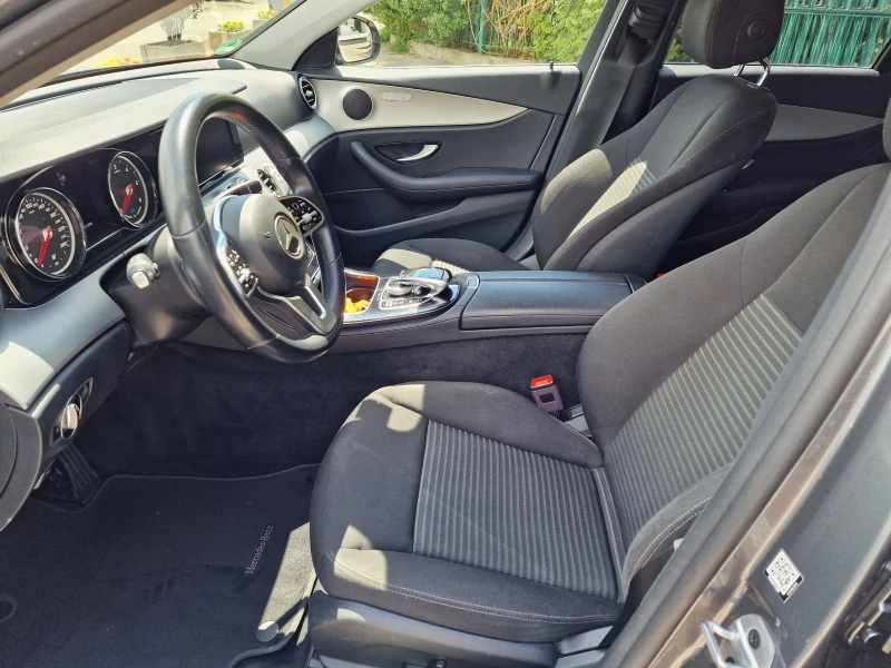 Mercedes-Benz E 300 de PLUG-IN HYBRID 9G-TRONIC , снимка 5 - Автомобили и джипове - 50127545
