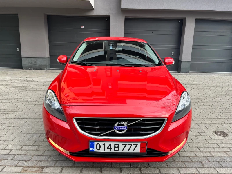 Volvo V40 1.6= D2= Безупречно Състояние!!!