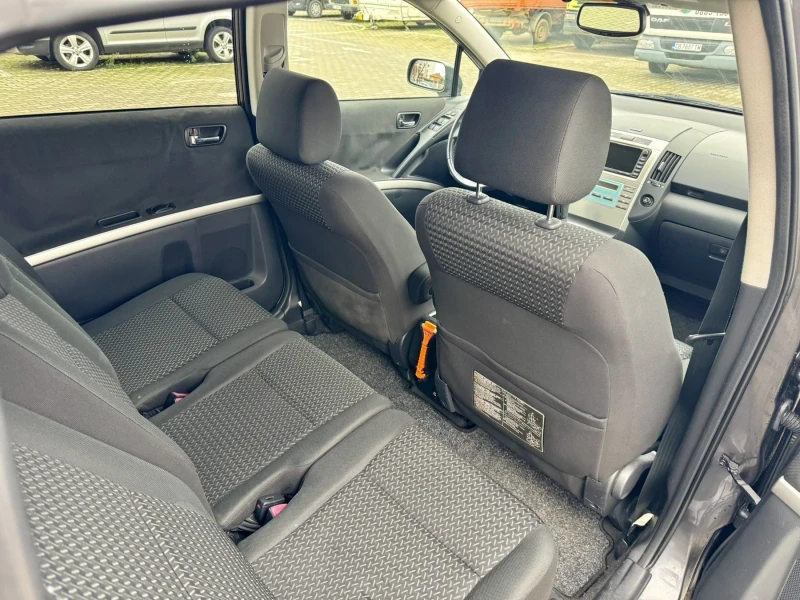 Toyota Corolla verso VVT-i, снимка 14 - Автомобили и джипове - 52904007