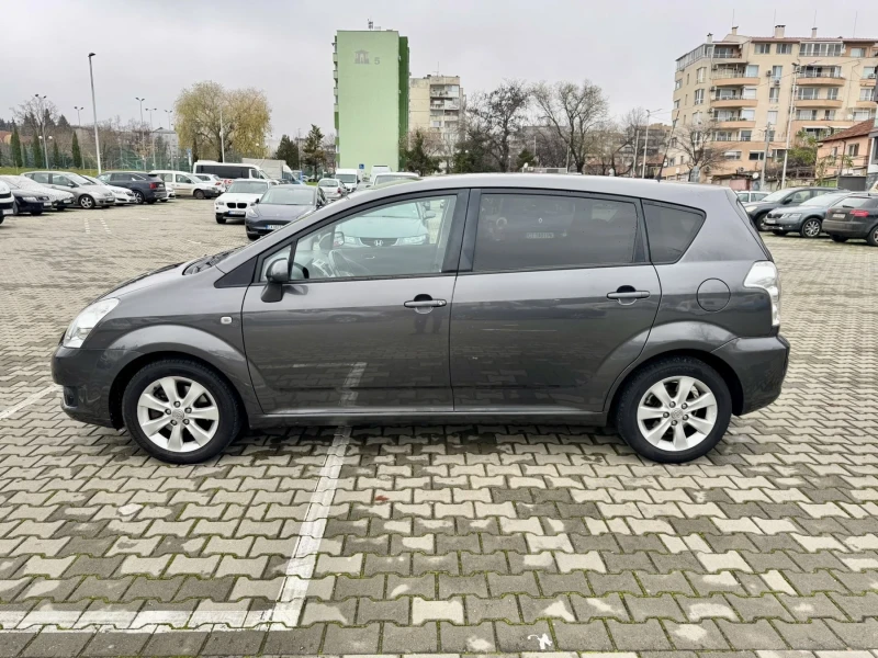 Toyota Corolla verso VVT-i, снимка 8 - Автомобили и джипове - 52904007