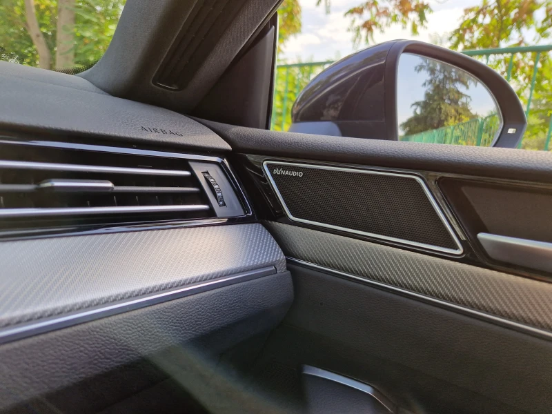 VW Arteon R-Line 4M 2.0TDI 240кс, снимка 8 - Автомобили и джипове - 52971256