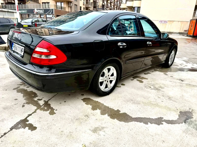 Mercedes-Benz E 270, снимка 5 - Автомобили и джипове - 53389023