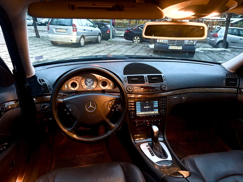 Mercedes-Benz E 270, снимка 8 - Автомобили и джипове - 53389023