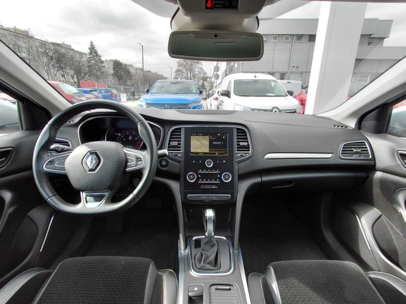 Renault Megane 1.3Tce/140к.с/Intens, снимка 8 - Автомобили и джипове - 53466486