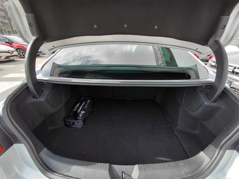 Renault Megane 1.3Tce/140к.с/Intens, снимка 17 - Автомобили и джипове - 53466486