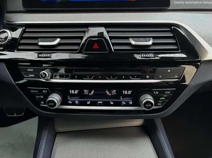 BMW 540 M-PACK* BLACK OPTIC* HARMAN* SHODOWLINE | Mobile.bg   16