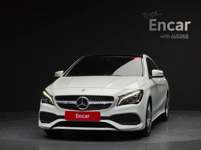 Mercedes-Benz CLA 2.5, снимка 3 - Автомобили и джипове - 54287778