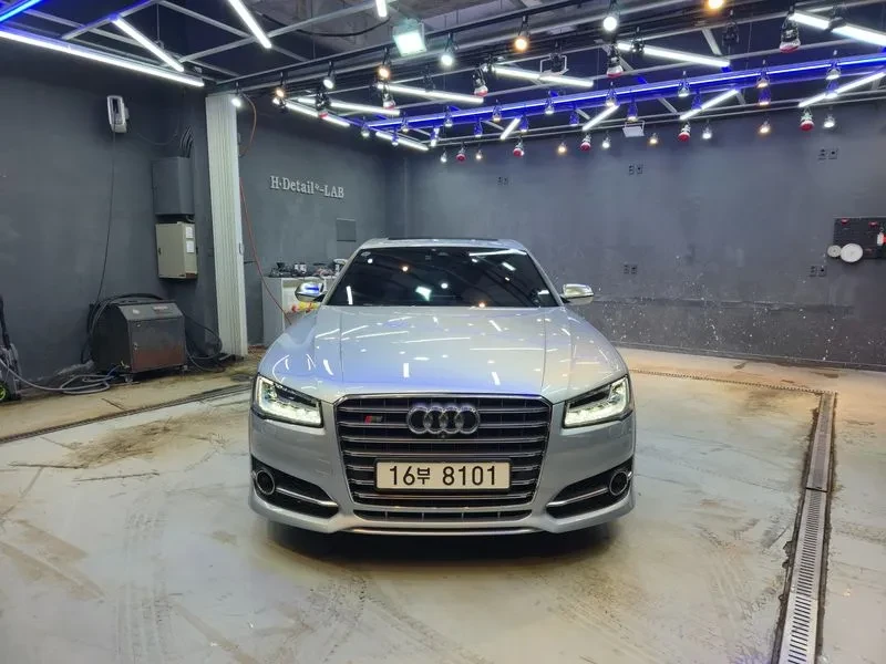 Audi S8 4.0 TFSI Quattro, снимка 3 - Автомобили и джипове - 55134056