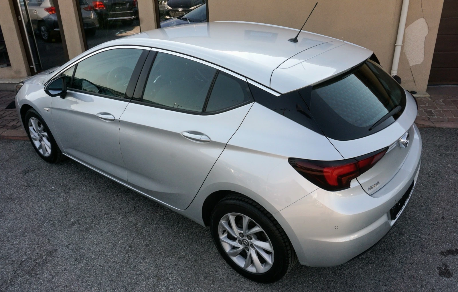 Opel Astra 1.5CDTI - изображение 4