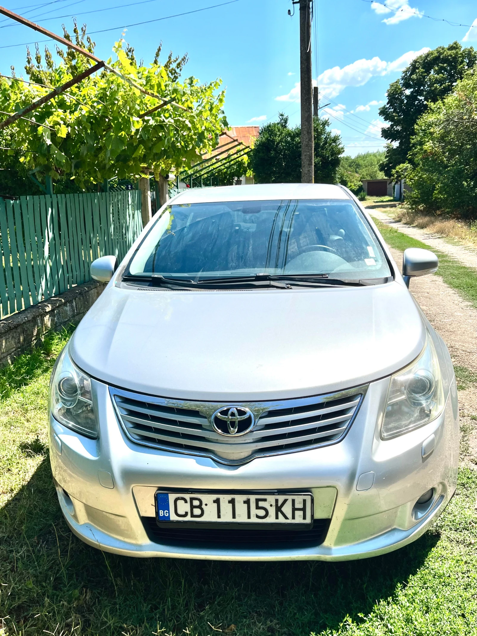 Toyota Avensis  - изображение 2