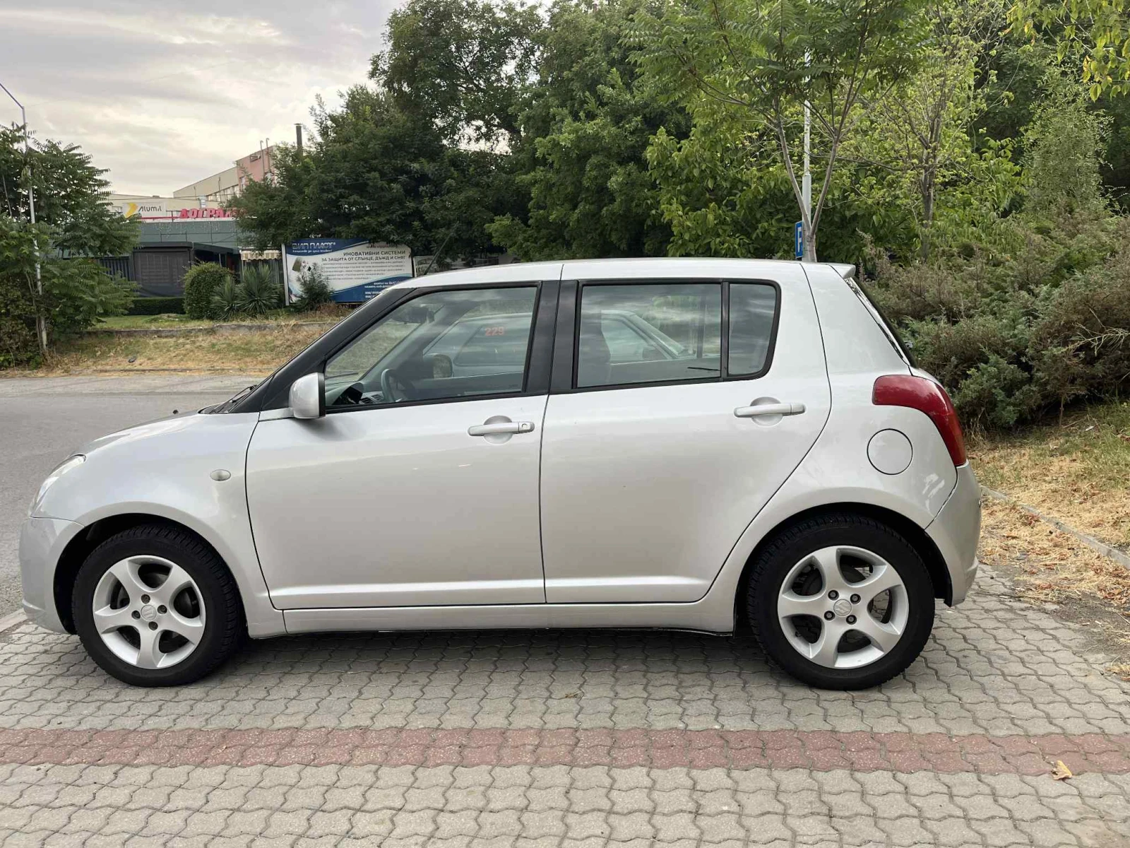 Suzuki Swift  - изображение 4
