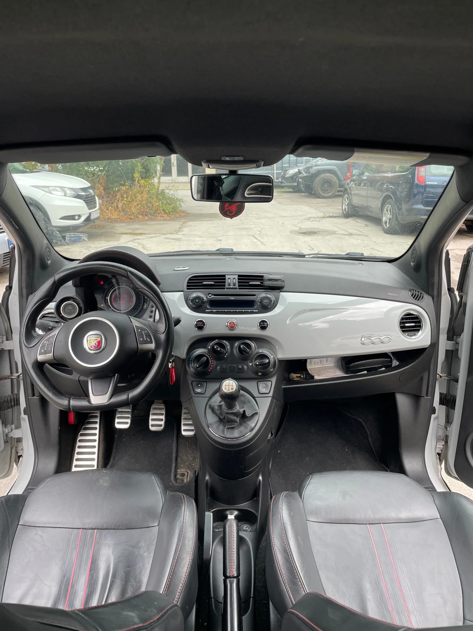 Abarth 595  - изображение 9