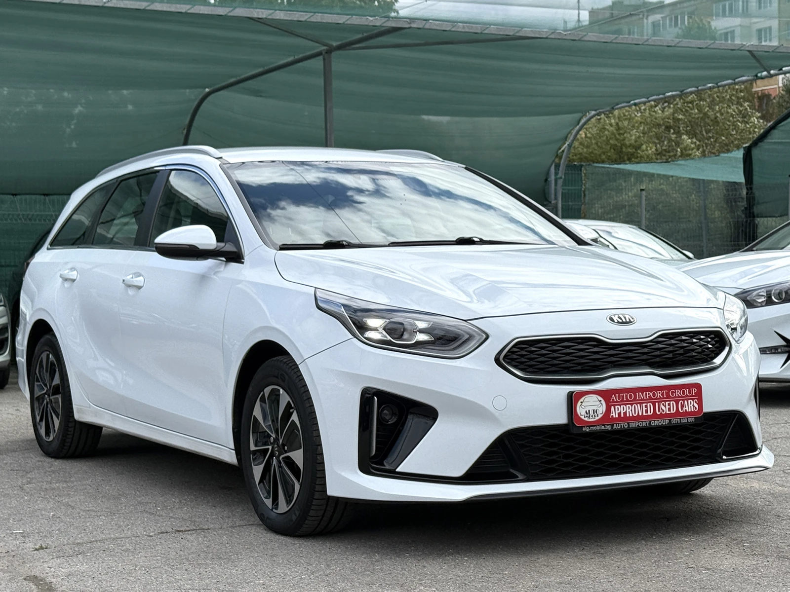 Kia Ceed 1.6 GDI Plug-in Hybrid - изображение 3