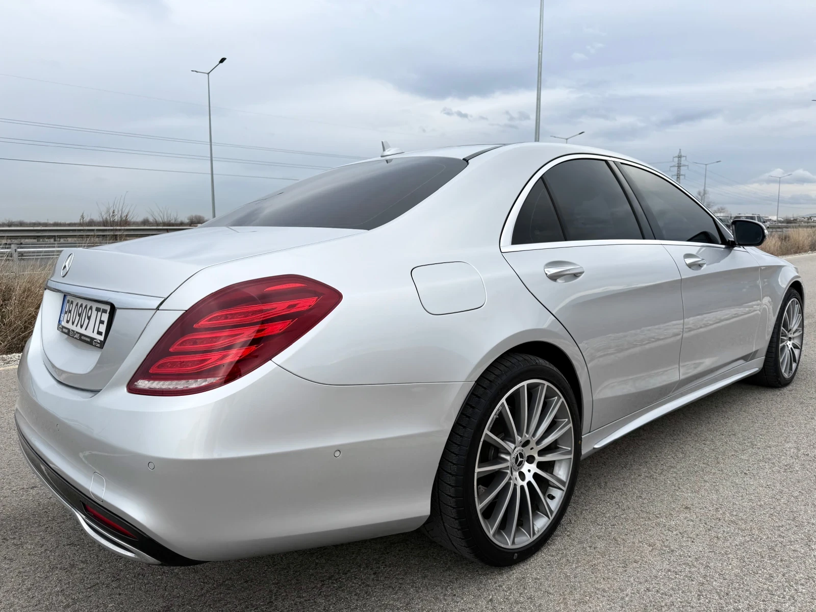 Mercedes-Benz S 350 CDI / AMG / 9G / 4MATIC / 360 / DISTRONIC / PANO - изображение 7