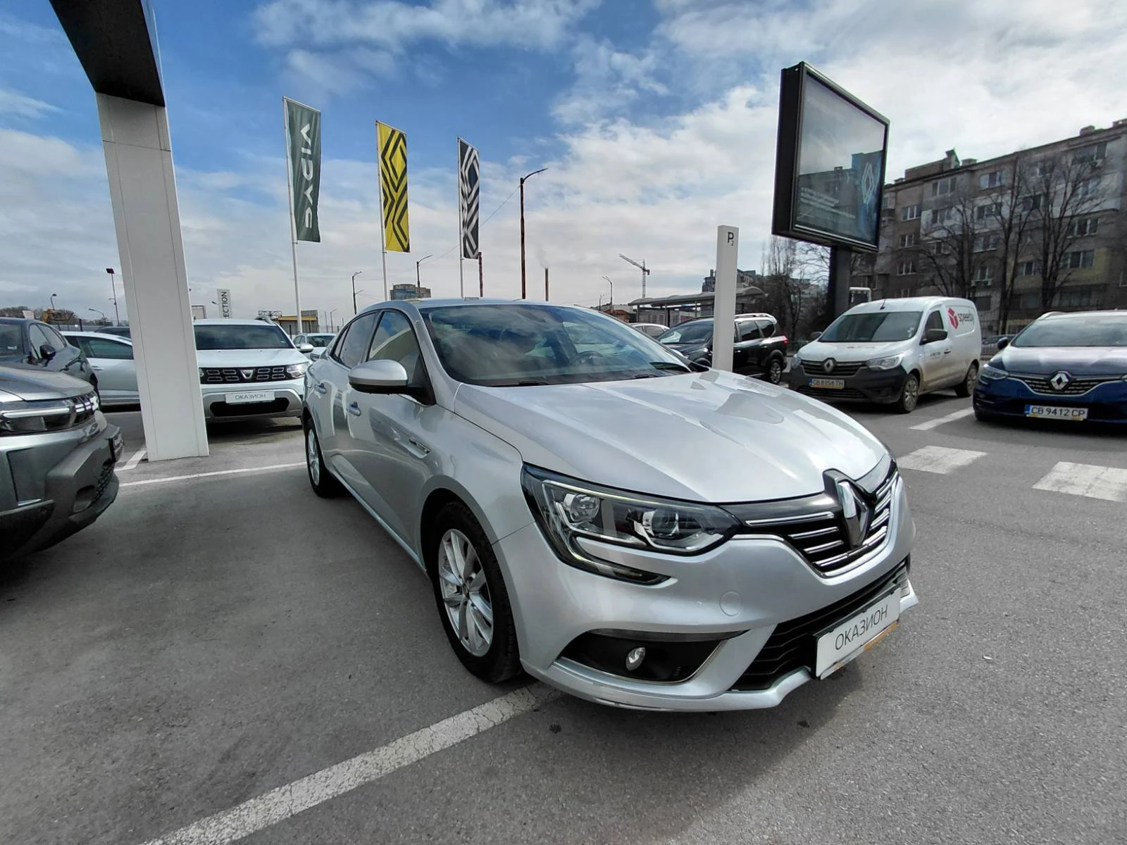 Renault Megane 1.3Tce/140к.с/Intens - изображение 3