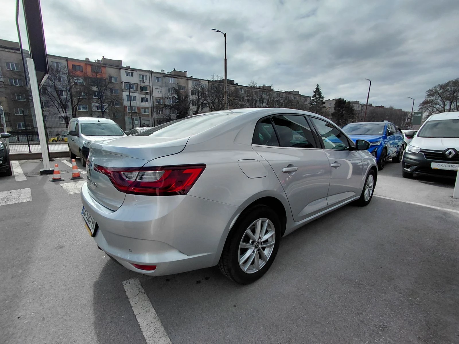 Renault Megane 1.3Tce/140к.с/Intens - изображение 7