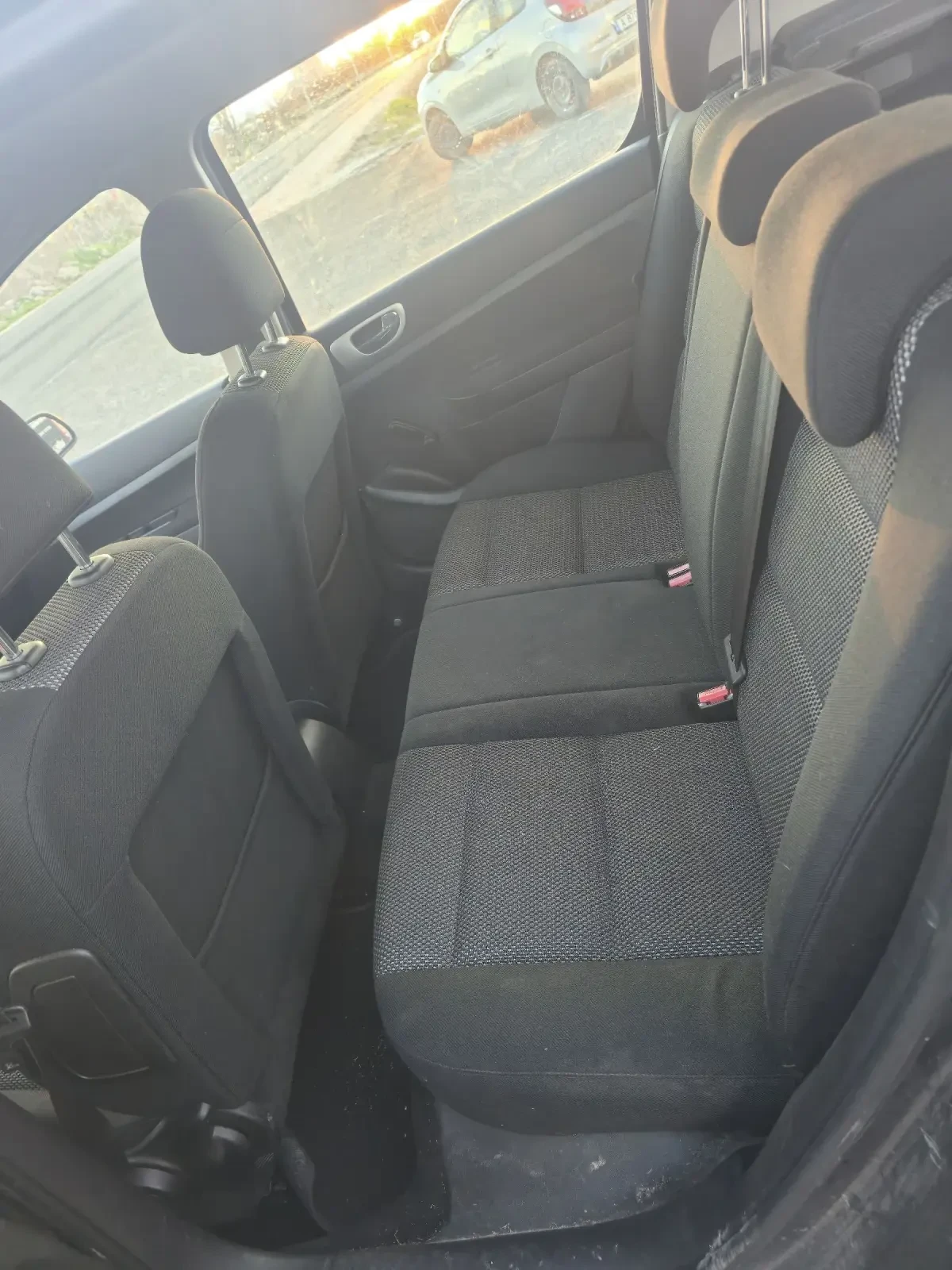 Peugeot 307 1.6 - изображение 8