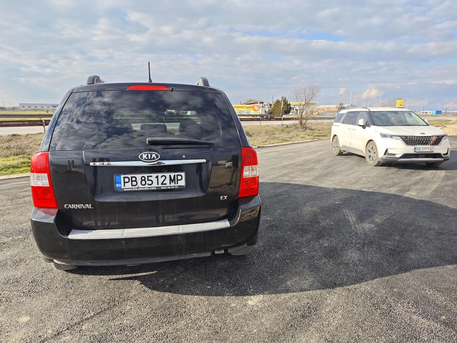 Kia Carnival 2.9 CRDI EX Първи Собственик  - изображение 7